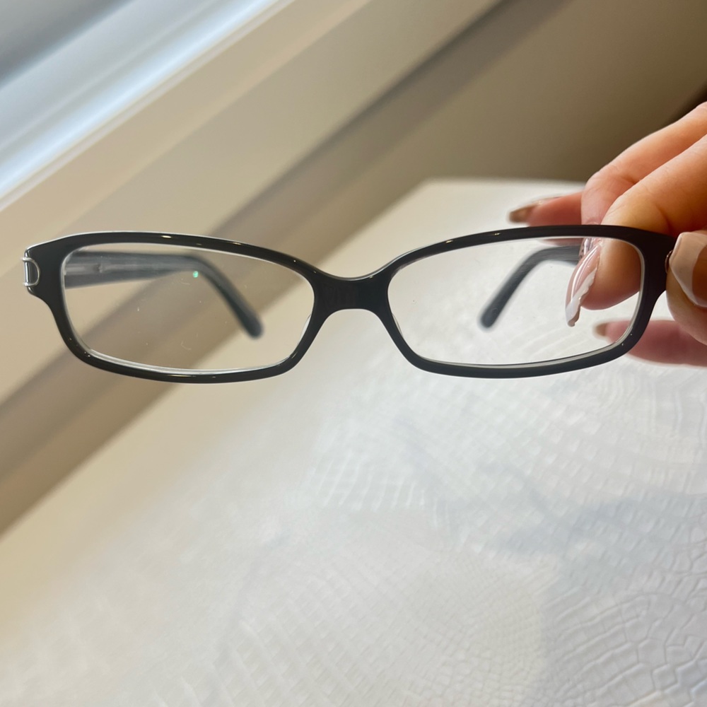 Gucci reading glasses - never worn